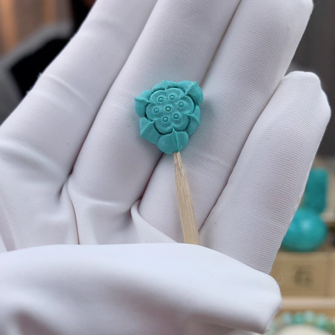 未镶嵌绿松石珠宝奇石