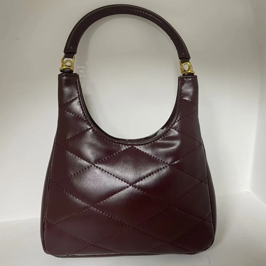 简约百搭高级感2025新大容量女包8829红