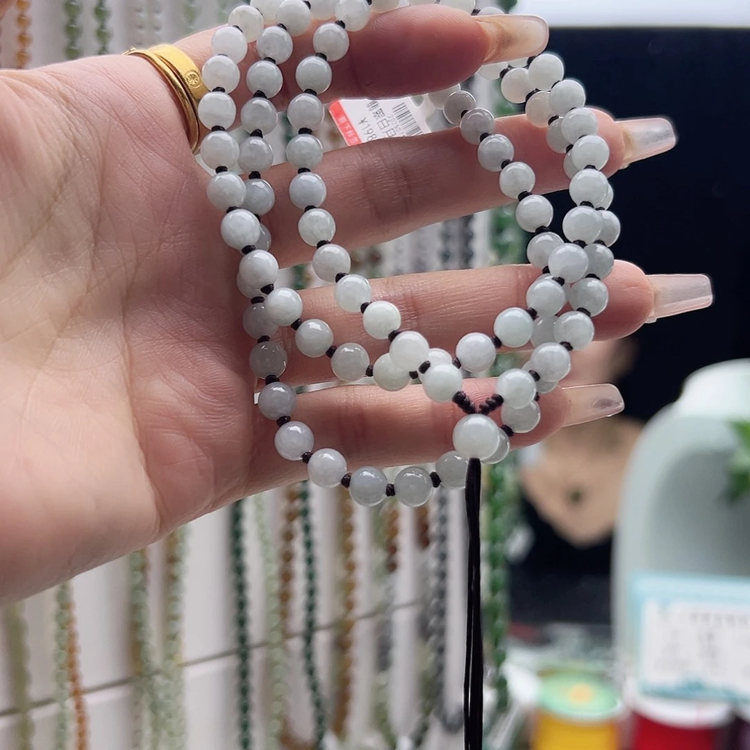 李***成翡翠未镶嵌颈饰6mm60厘米长
