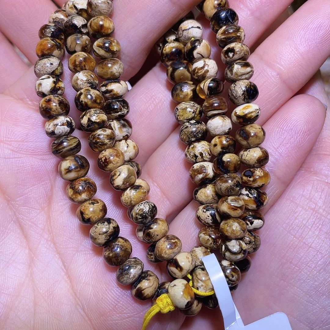 琥珀未镶嵌手串抚顺琥珀