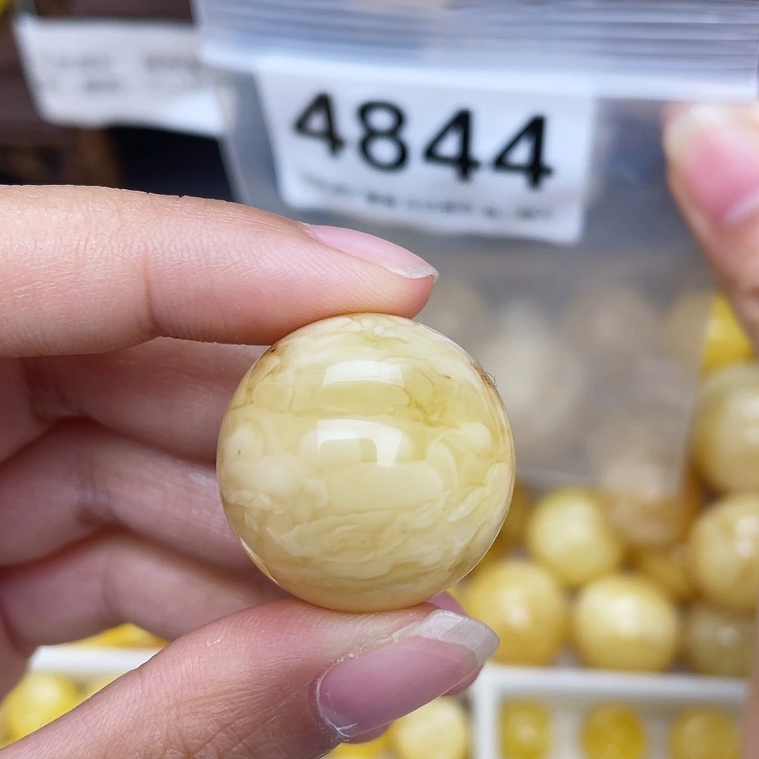 蜜蜡未镶嵌珠宝奇石粉24.4