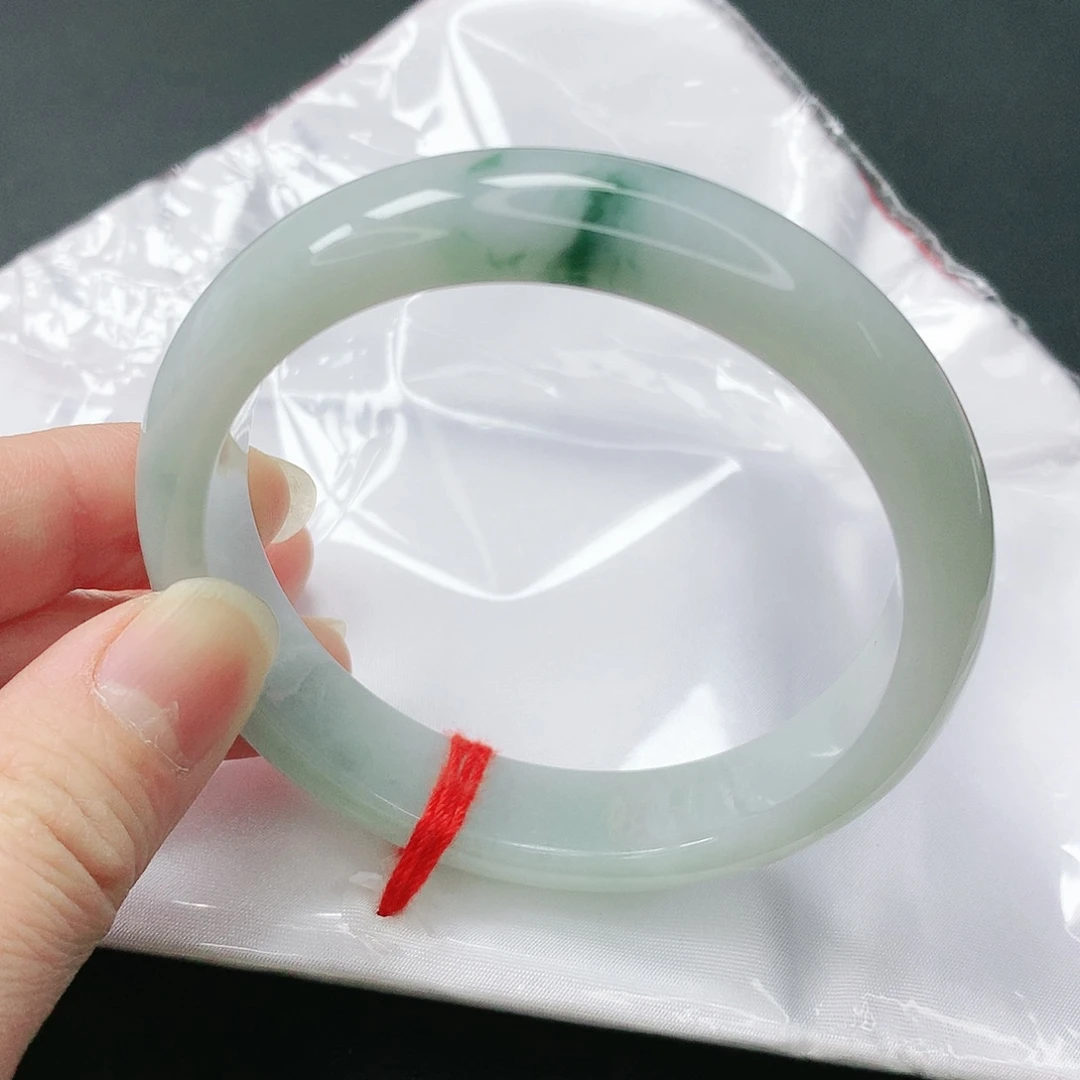 翡翠手镯未镶嵌缅甸天然A货翡翠