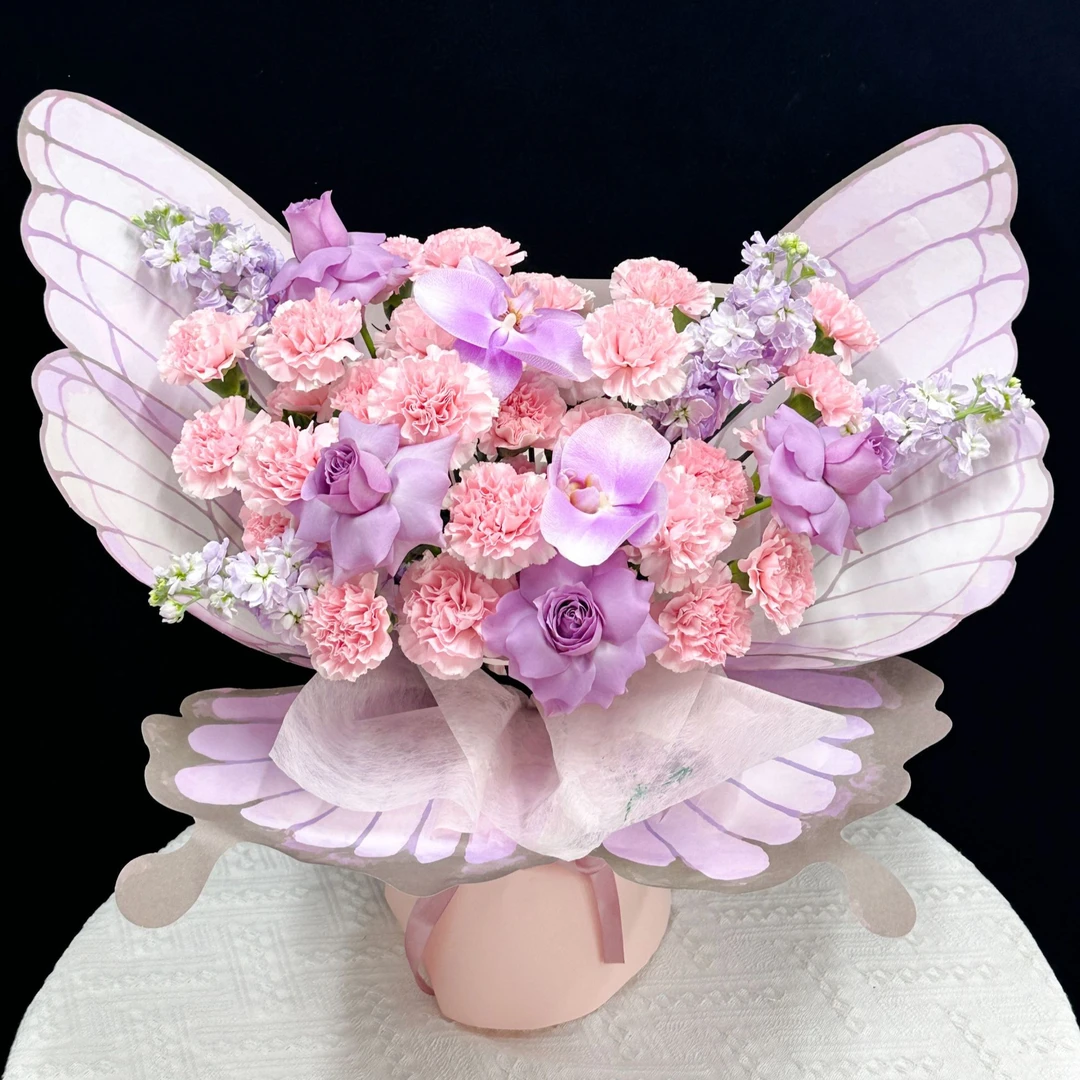 【蝶恋】33朵粉色康乃馨2紫罗兰4多紫玫瑰混搭鲜花花束生日礼物表白母亲节520济南同城小时达