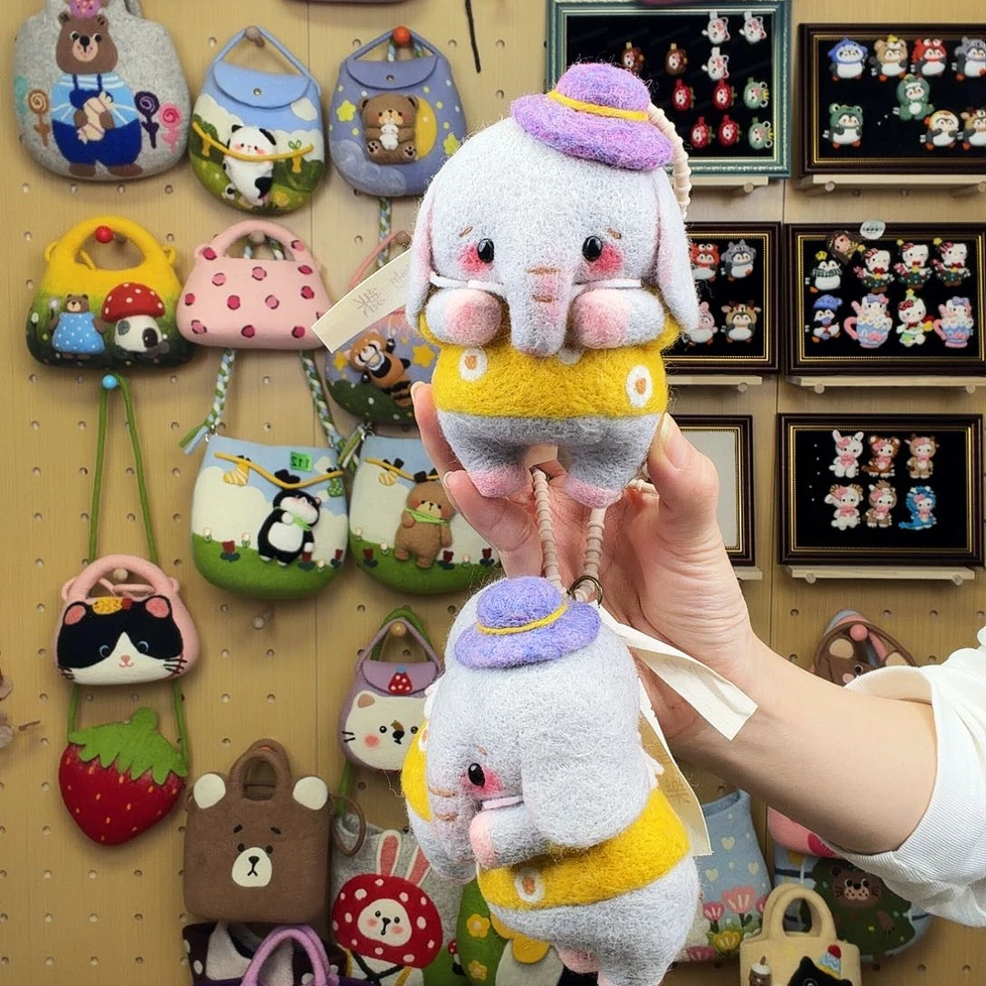 爱***儿羊毛羊毛毡手作挂件147号