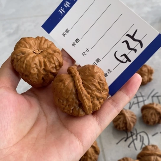 我***语吊坠文玩核桃40蛤蟆头