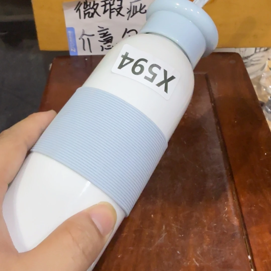 微瑕疵介意勿拍陶瓷器皿X590