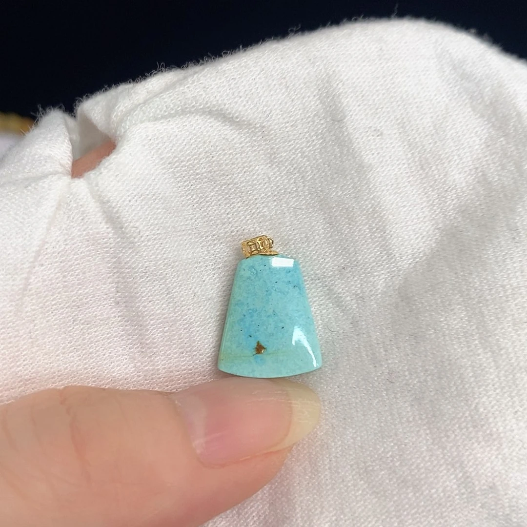 绿松石18K金镶嵌珠宝奇石