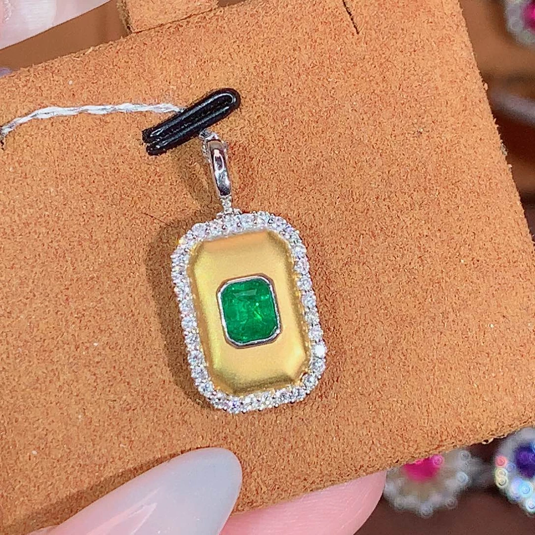 吊坠18K金镶嵌祖母绿0.52ct/天然宝石/七天无理由