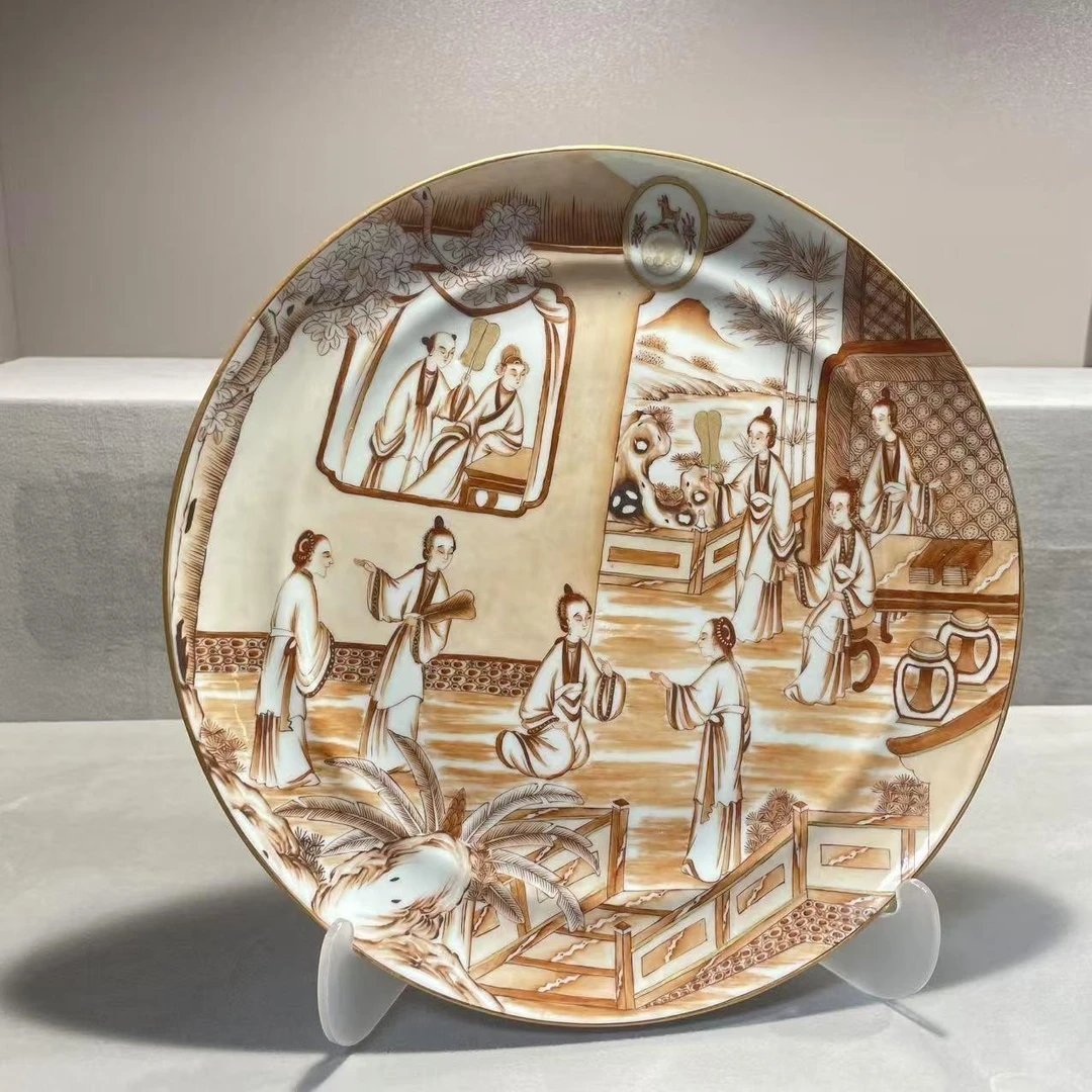 197 清中期 矾红彩人物赏盘