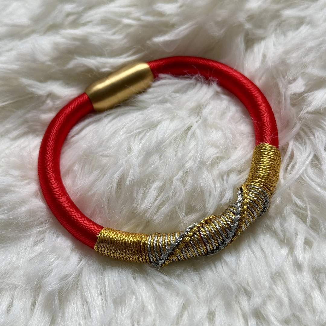 含辰砂工艺品KC0031内含辰砂手编手串