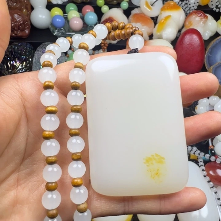 新疆戈壁五彩石金丝