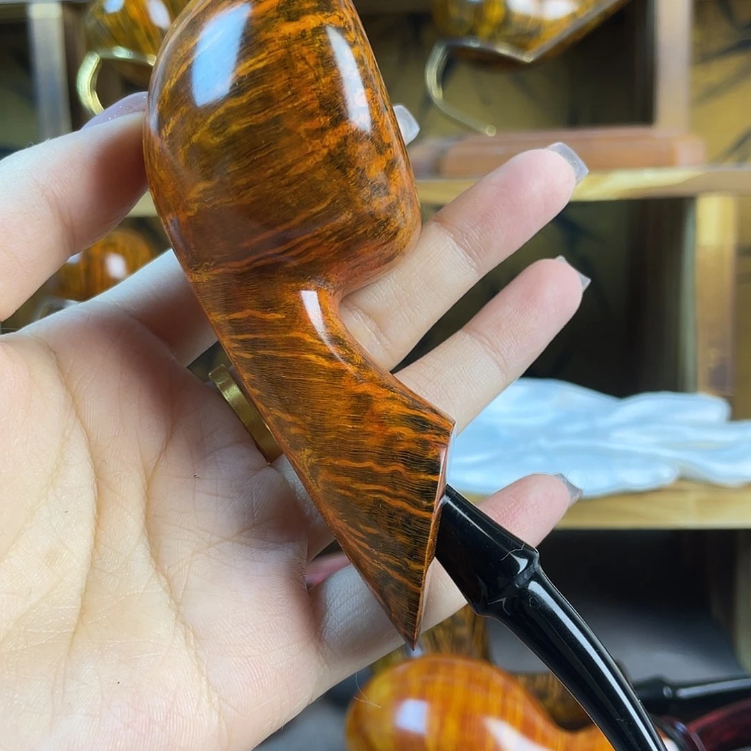 自由式飞碟斗。