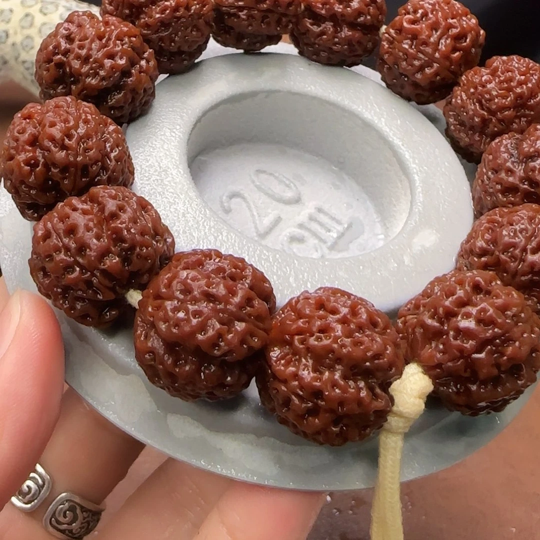 手串金刚菩提12号蜂王21mm