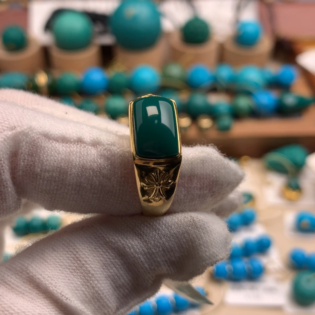 绿松石18K金镶嵌珠宝奇石