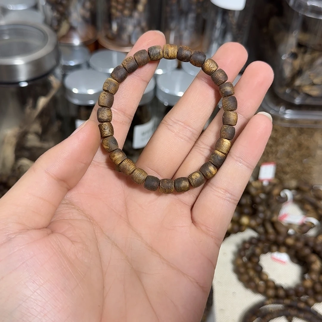 沉香手串鼓珠0.7规格5克