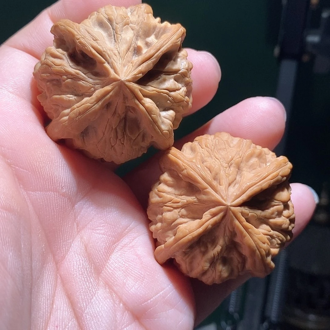 文玩核桃把件46金锭元宝四棱全品