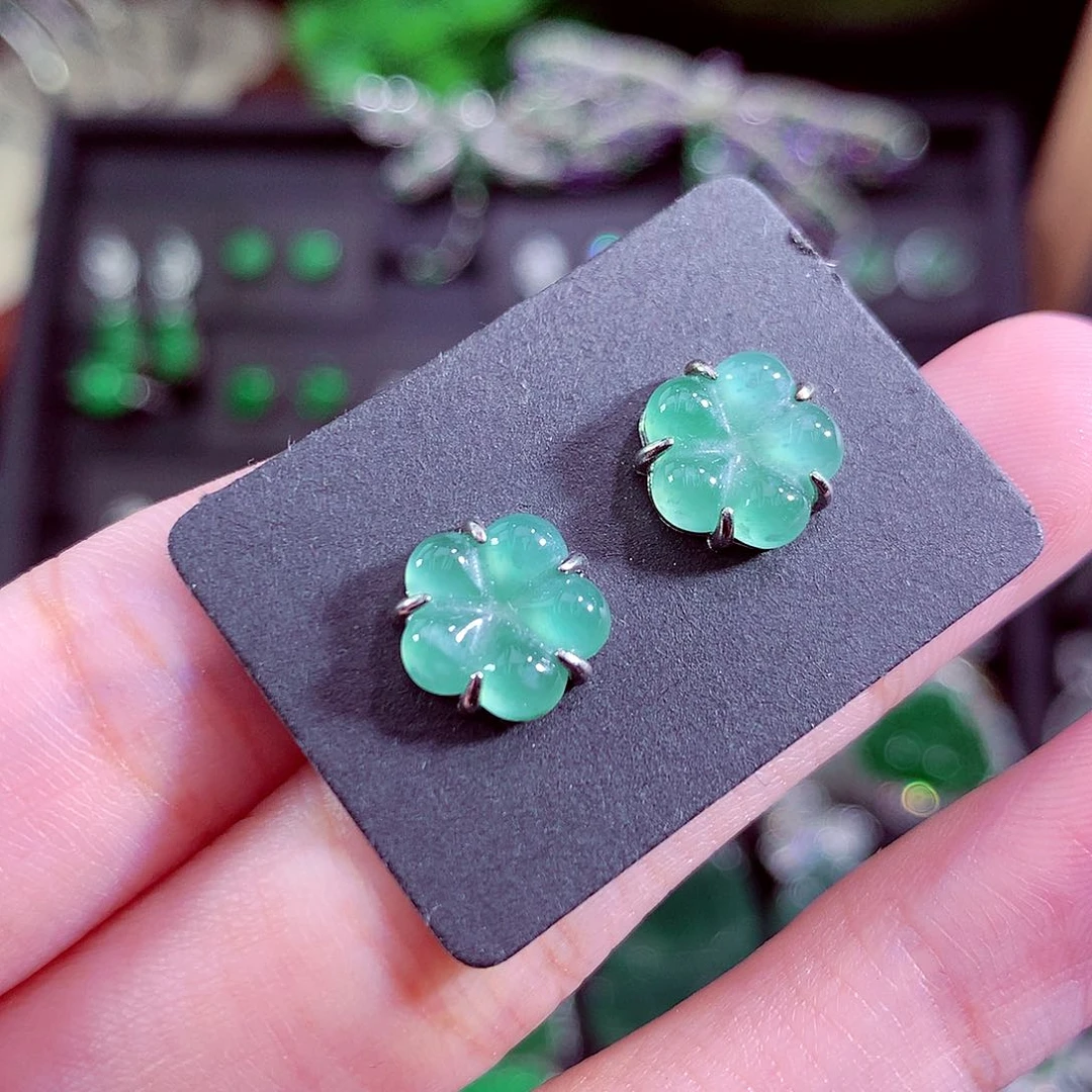 颈饰未镶嵌翡翠天然