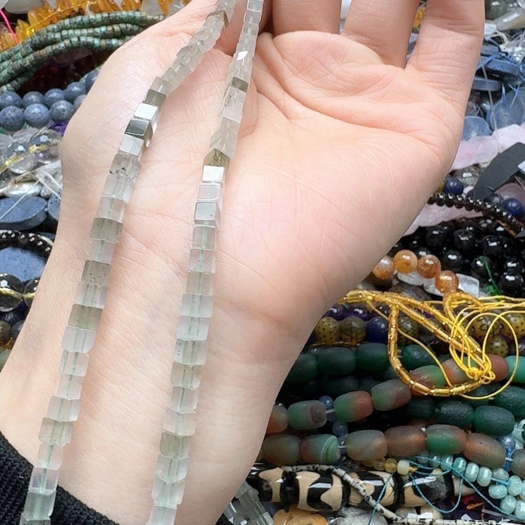 玛瑙/玉髓合金珠宝半成品一条4mm绿水晶方糖