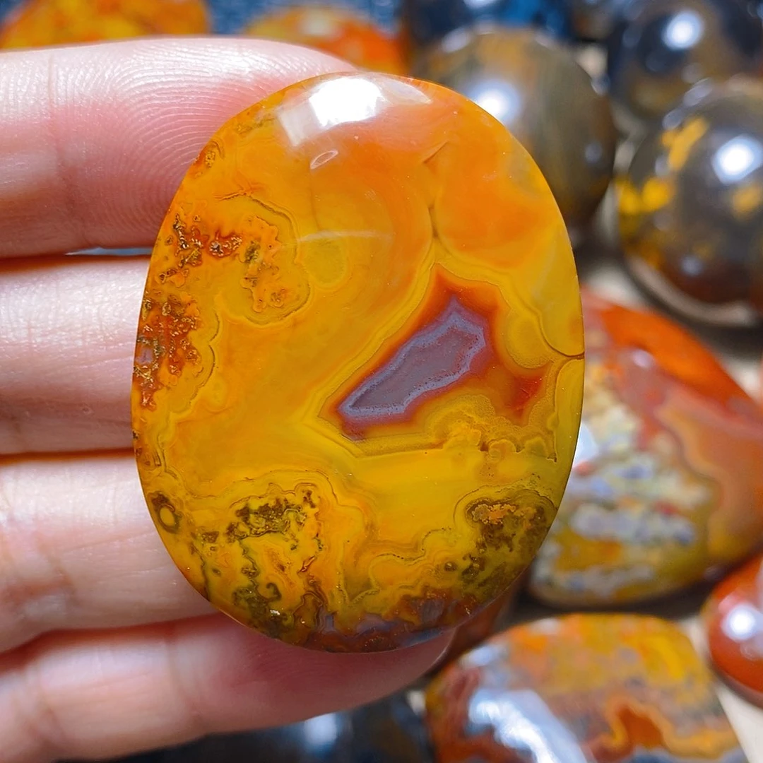 玛瑙/玉髓颈饰未镶嵌