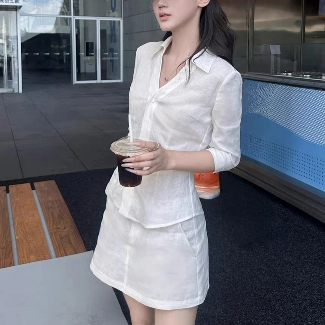智性氧气感 棉麻微收腰中袖翻领衬衫+a字半身短裙套装