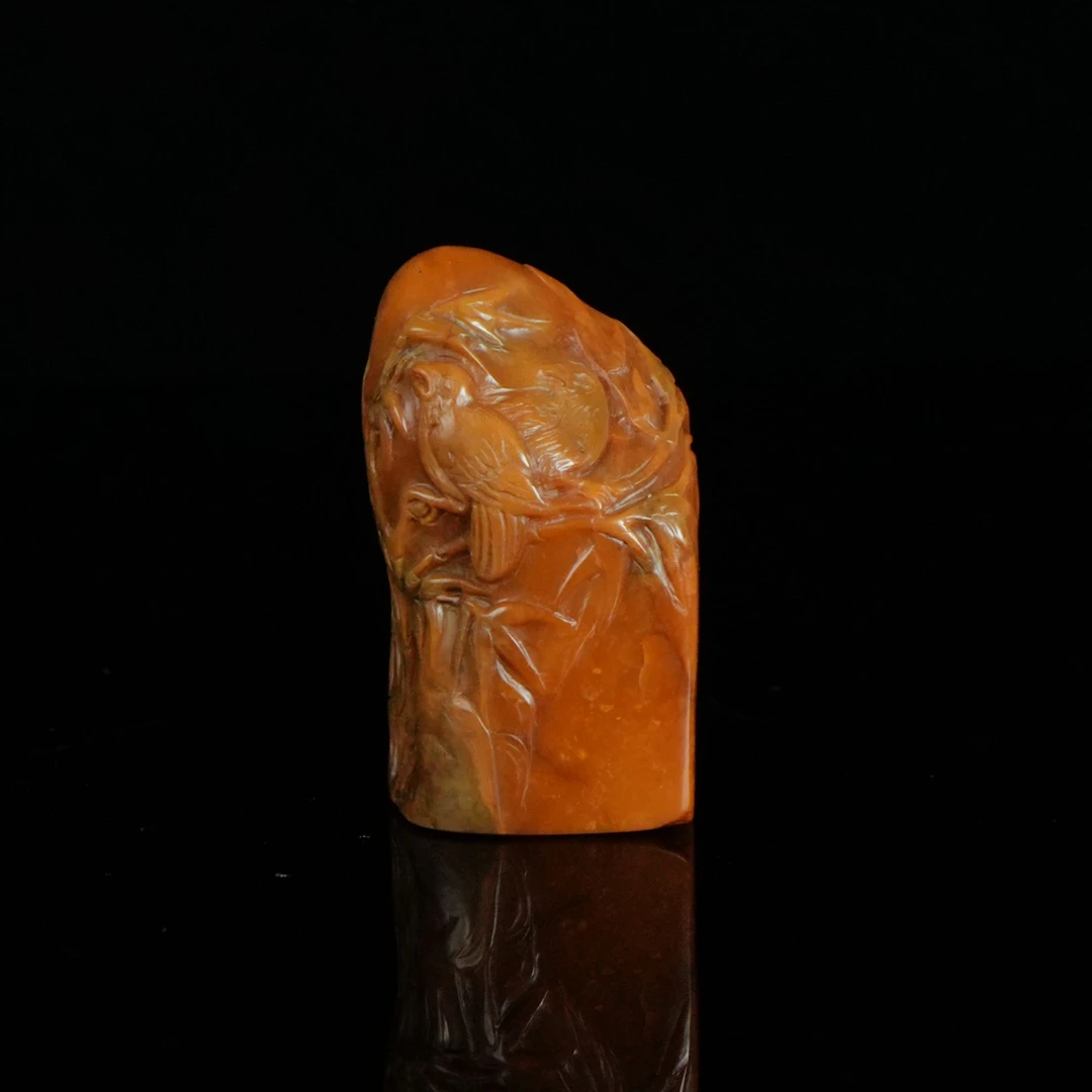 B6856寿山田黄石 春意盎然随形章 22*17*38mm26.3g