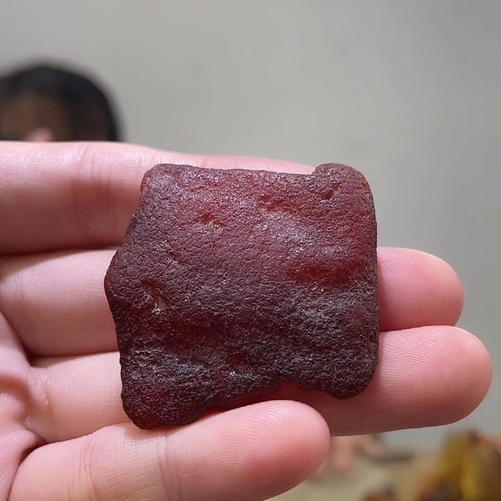 裸石琥珀未镶嵌矿料牌子