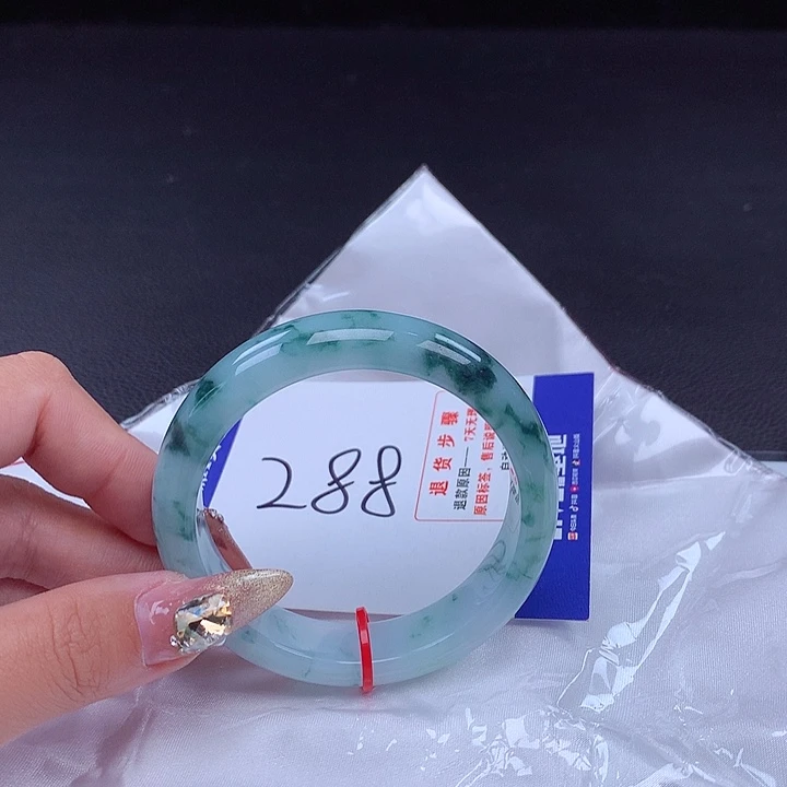 翡翠手镯未镶嵌手镯001711