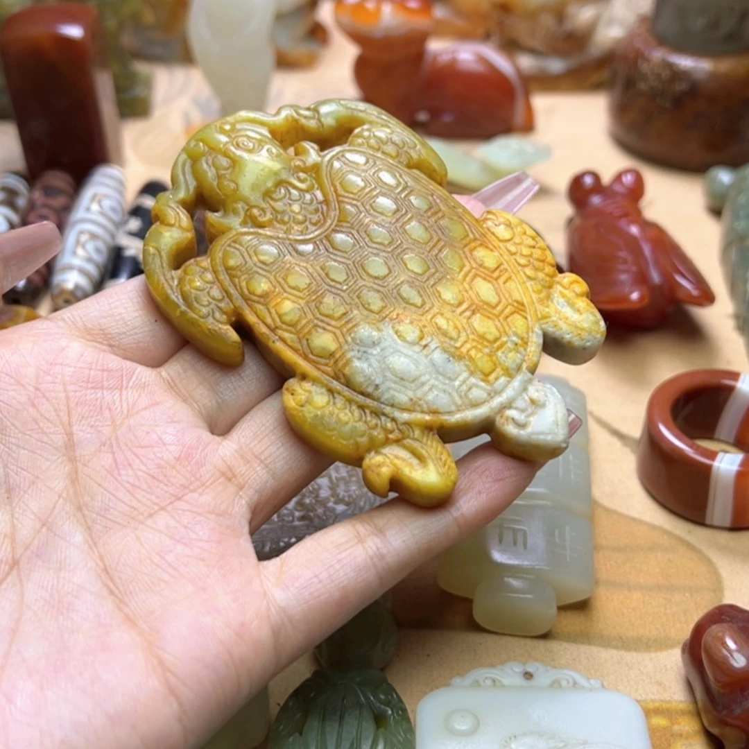 【闪购商品】蛇纹石玉颈饰未镶嵌