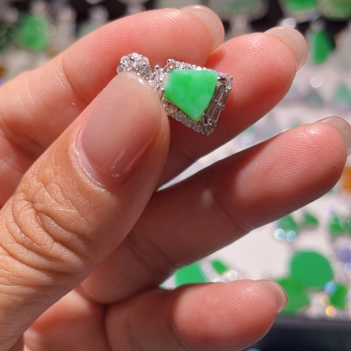 翡翠银S925镶嵌颈饰