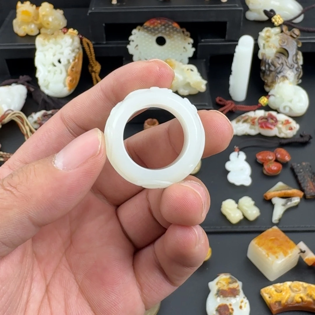 和田玉（糖玉）颈饰未镶嵌H*H