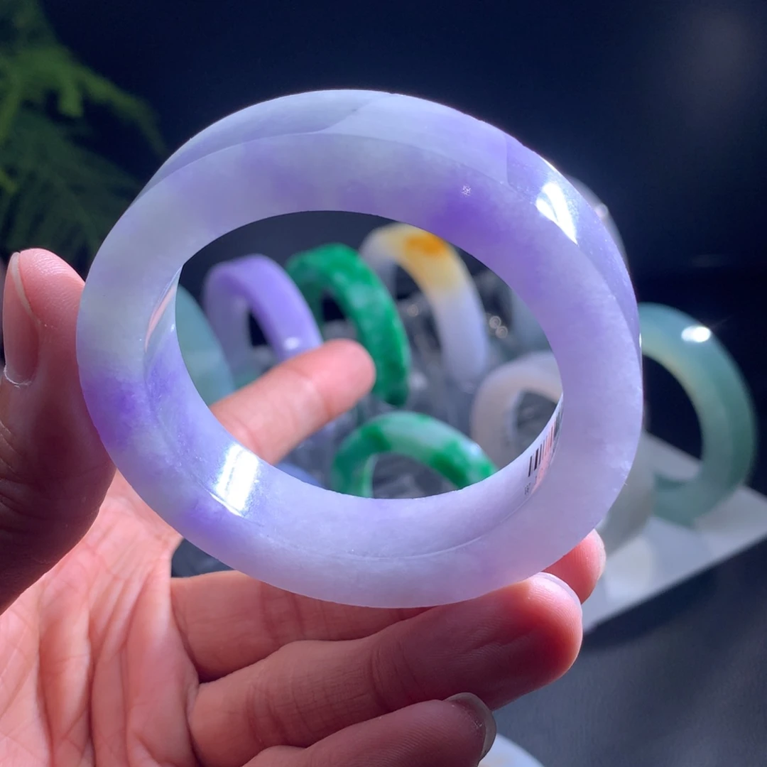 未镶嵌手镯定制翡翠