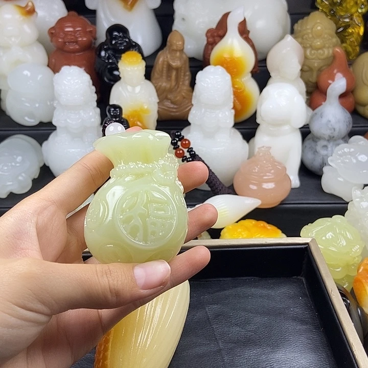 无花朵$*原石雕刻把件