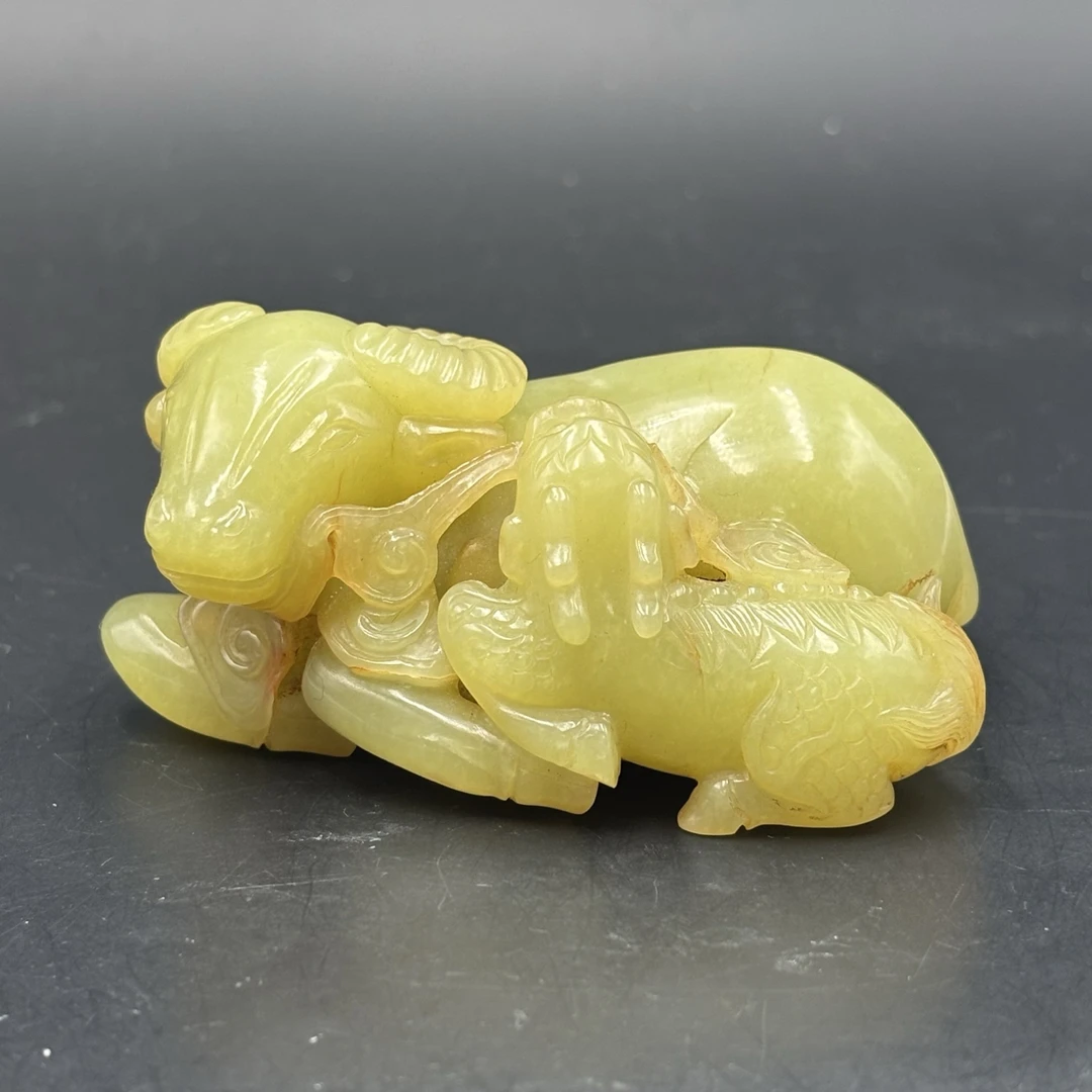 和田黄玉 黄玉牛羊摆件 长4cm宽8.2cm厚4.8cm重231克