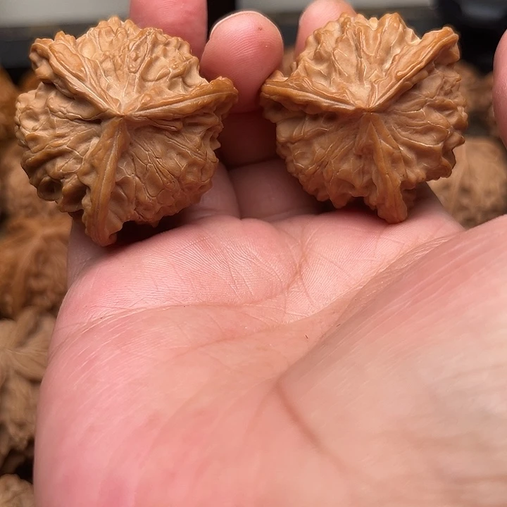 吊坠文玩核桃你们都在