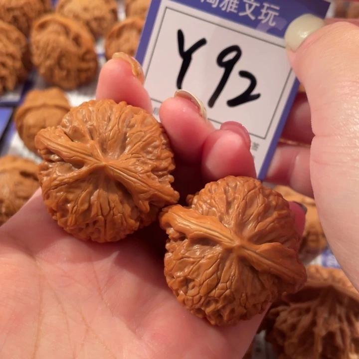 文玩核桃把件Y92号42尺宫灯