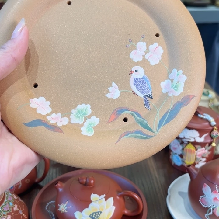 陆***庄紫砂茶壶紫砂的手工制作工艺也很