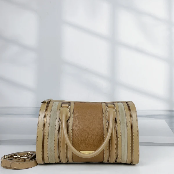 95新/博柏利/包包/市场价8900/250211CZ0024