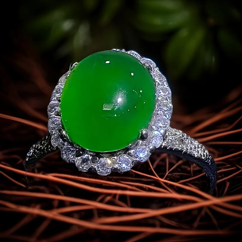星辰轻奢 满绿翡翠绿蛋面戒指 天然a级S925银豪华镶嵌冰绿