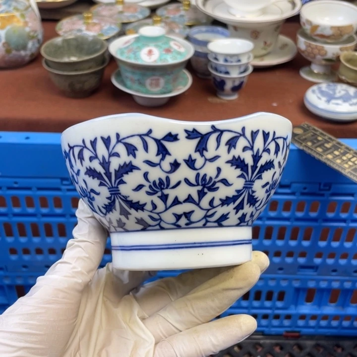 他家瓷器真美…開播了