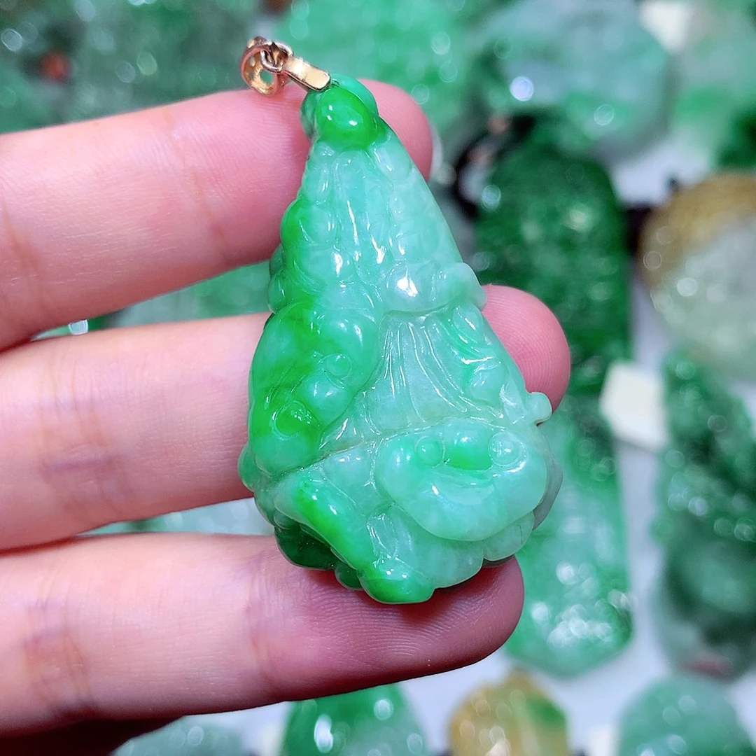 吊坠(不含链)未镶嵌翡翠