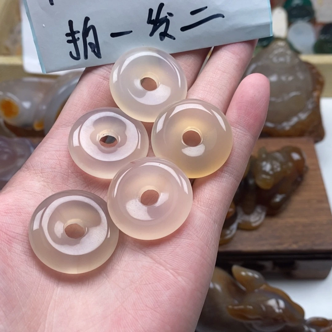 玛瑙/玉髓未镶嵌颈饰