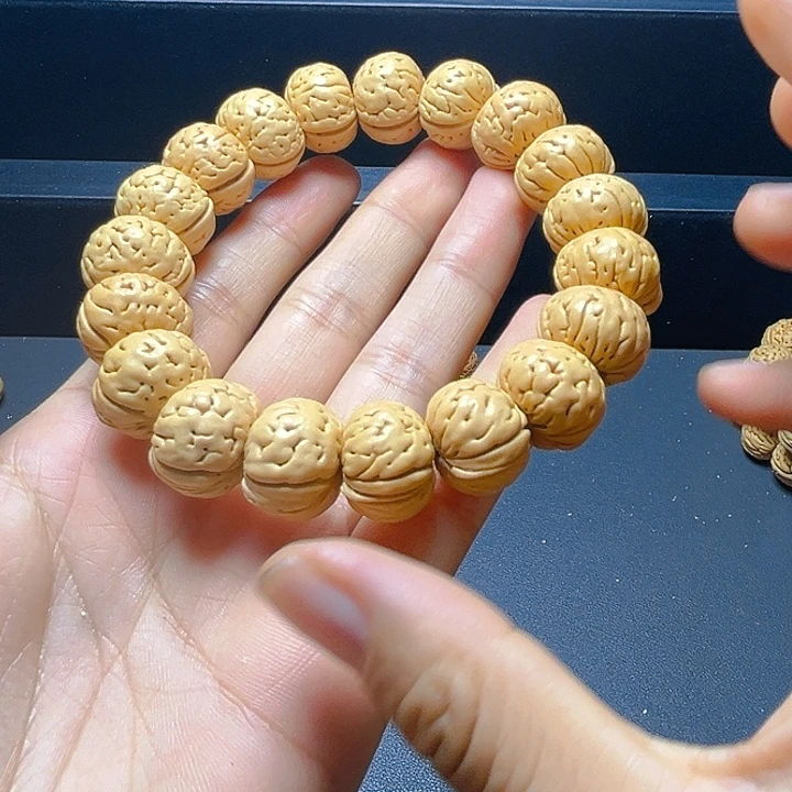 正***好吊坠桃核桃核手串