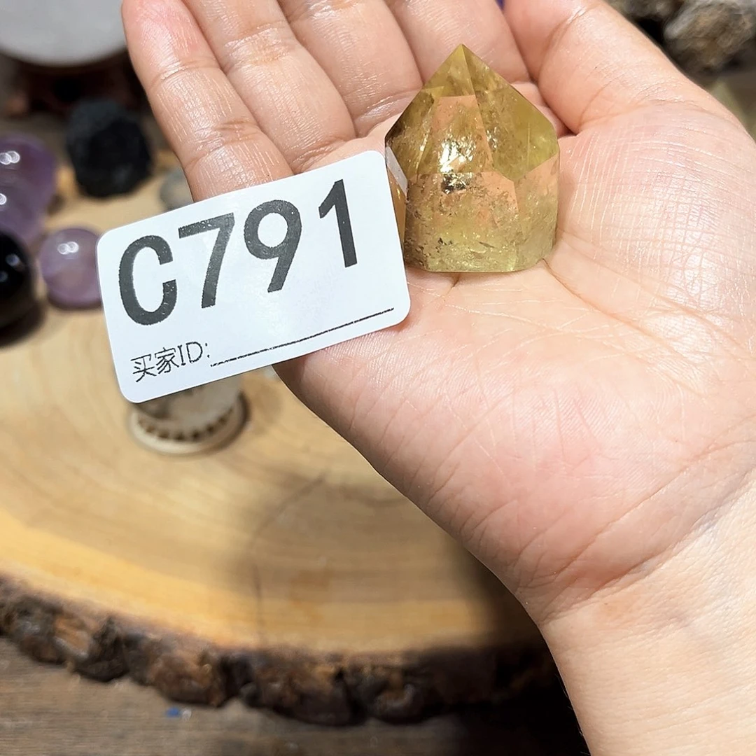 水晶珠宝半成品未镶嵌多样性发其一微瑕