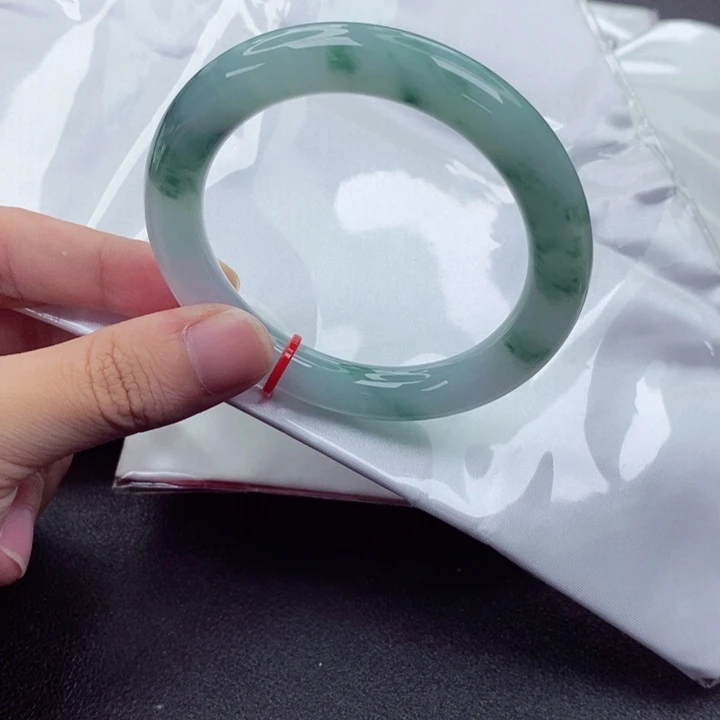 翡翠手镯未镶嵌圆条56（23781