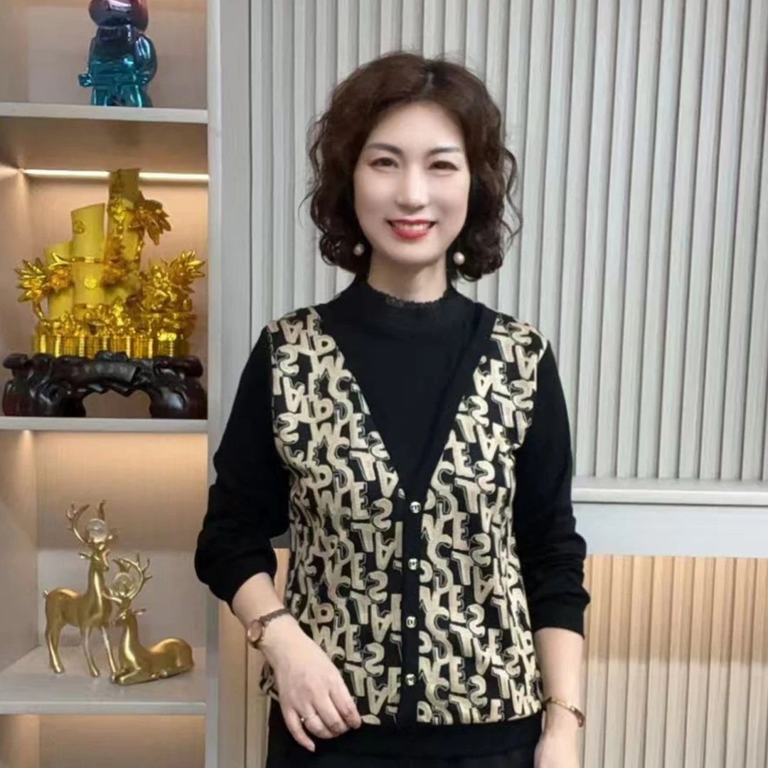 妈妈装流行时尚潮牌女装宽松秋装女士欧若拉独特漂亮上装休闲长袖