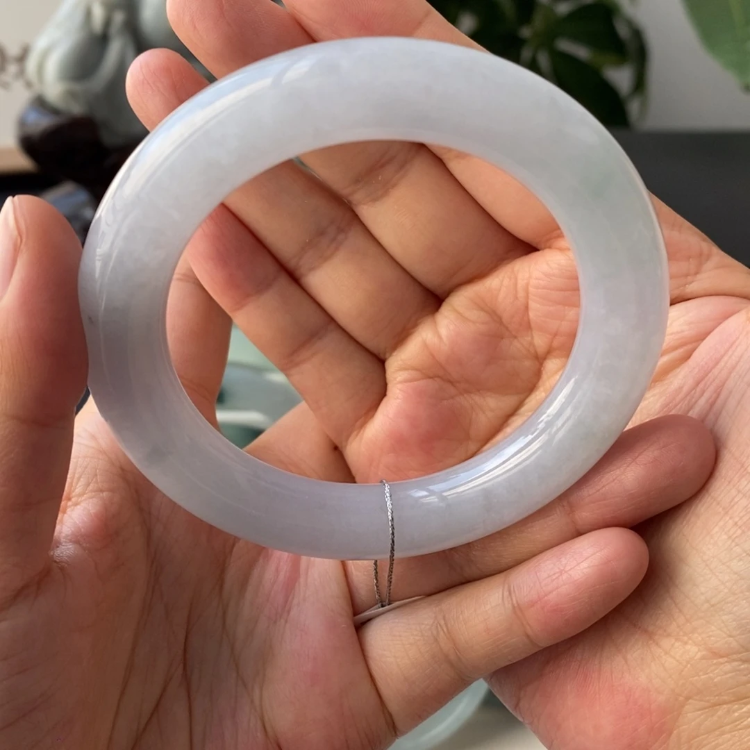 翡翠手镯未镶嵌天然