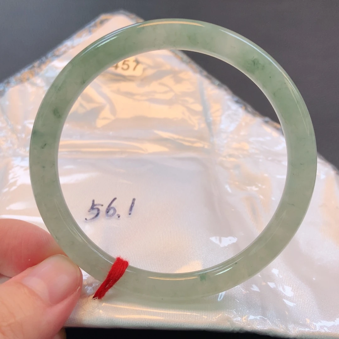 翡翠手镯未镶嵌0457号