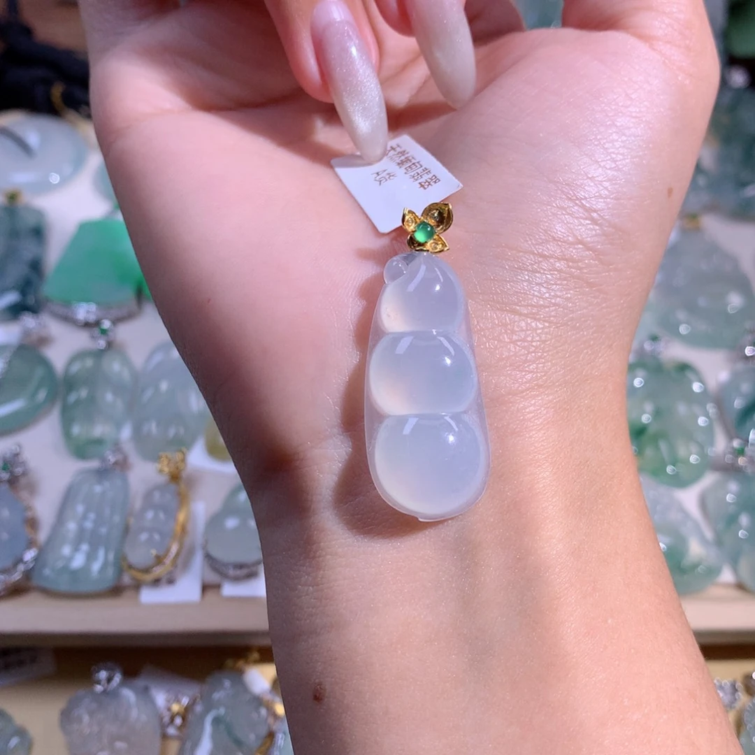 翡翠吊坠(不含链)18K金镶嵌