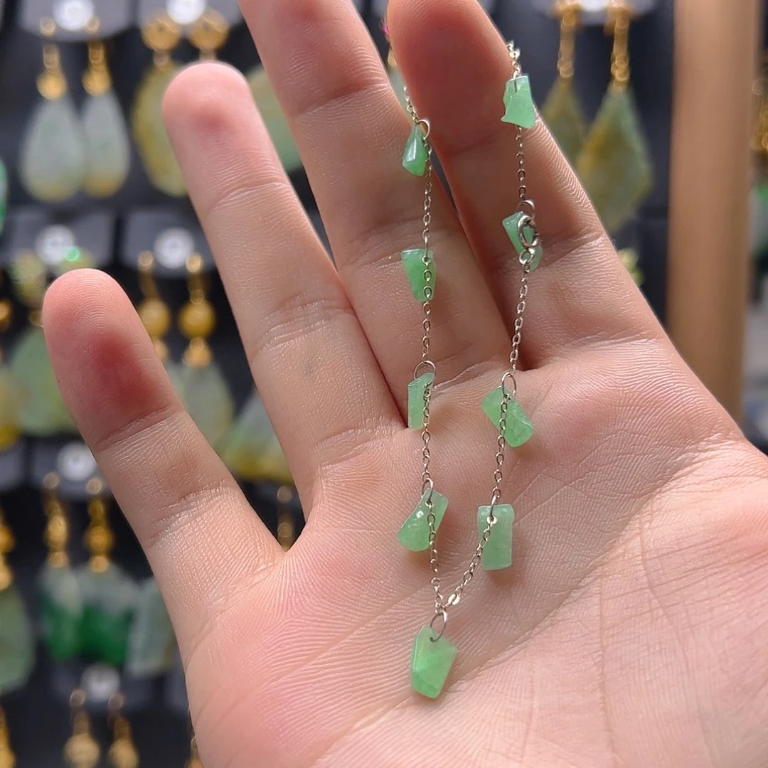 未镶嵌翡翠耳饰翡翠