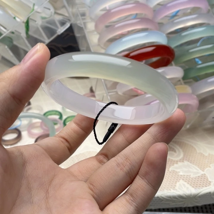 玛瑙/玉髓未镶嵌手镯❶58圈口